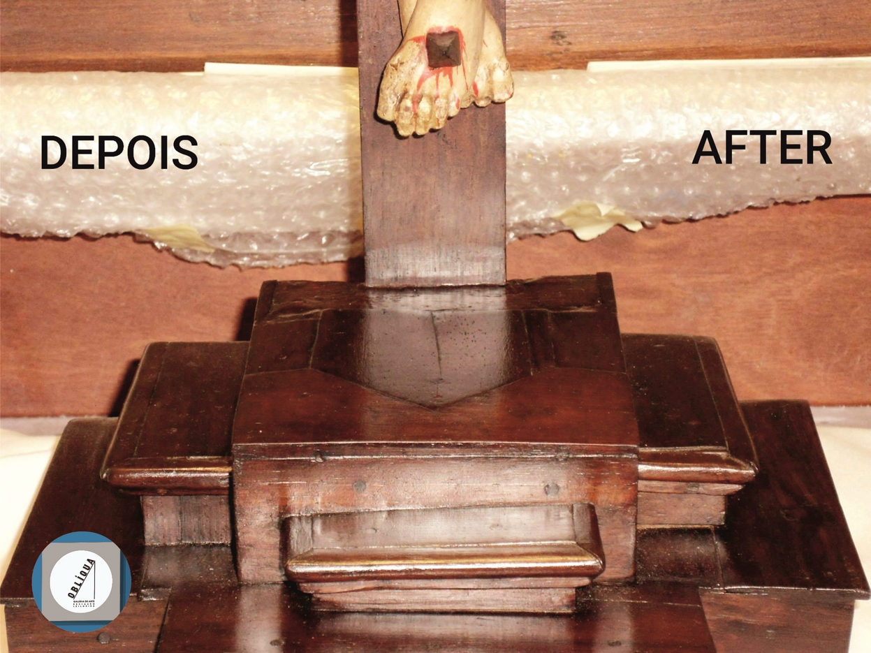 crucifixo em pau-santo com cristo policromado1.9B9.jpg